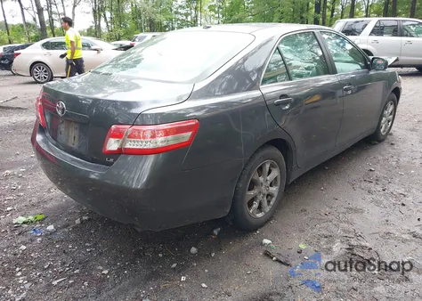 2011 Toyota Camry Le z USA, uszkodzony, nr VIN 4T1BF3EKXBU174507